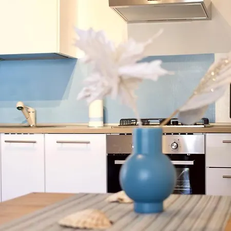 Uno Scorcio Di Blu * 里米尼