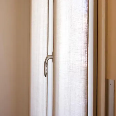 Uno Scorcio Di Blu Διαμέρισμα *